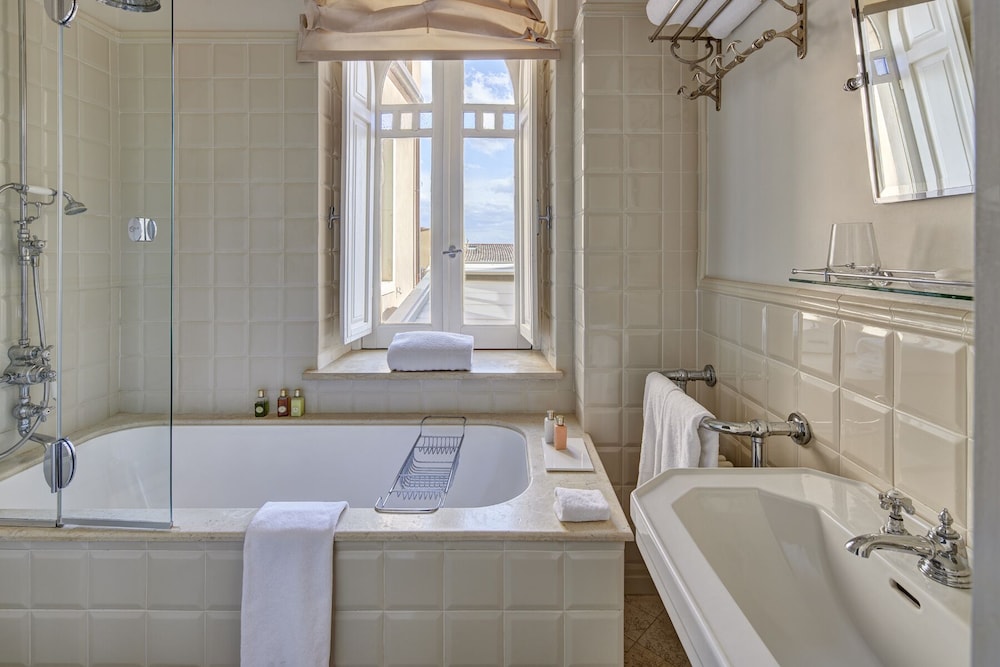 Palazzo Vecchio Taormina — Hotel rooms in Taormina, Sicily