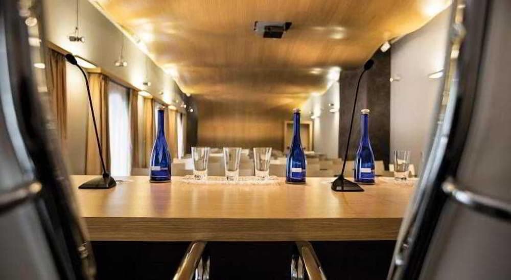 Hotel Il Cantico St. Peter — Restaurant & bars in Rome, Lazio