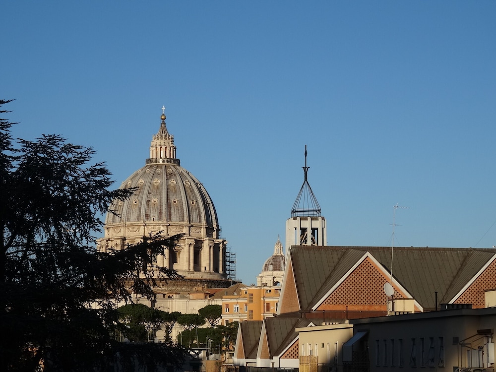 Hotel Il Cantico St. Peter — Attractions in the area in Rome, Lazio