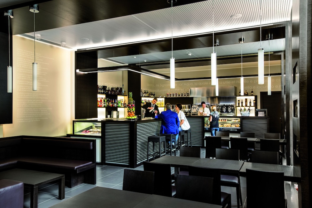 Hotel Il Cantico St. Peter — Restaurant & bars in Rome, Lazio