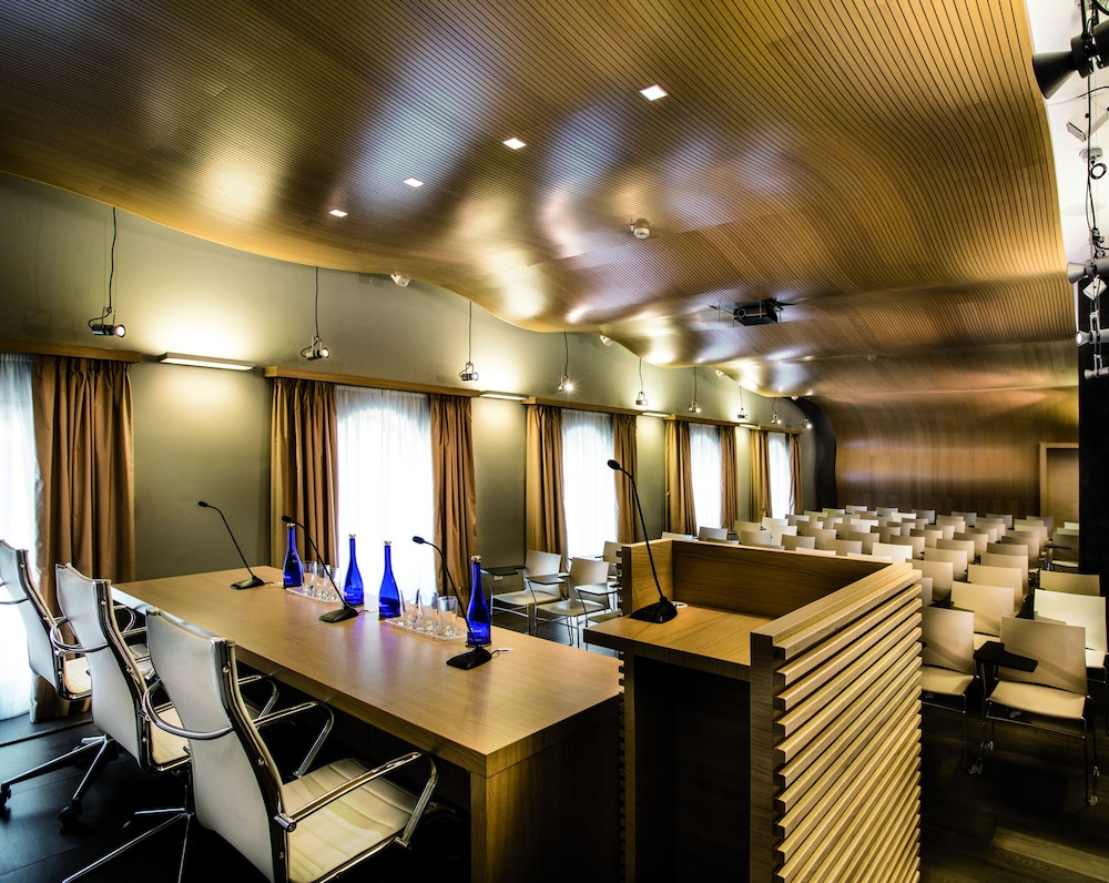 Hotel Il Cantico St. Peter — Hotel building in Rome, Lazio