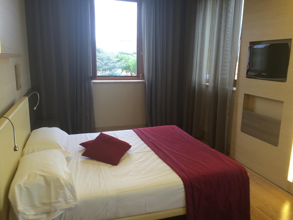 Hotel Il Cantico St. Peter — Hotel rooms in Rome, Lazio