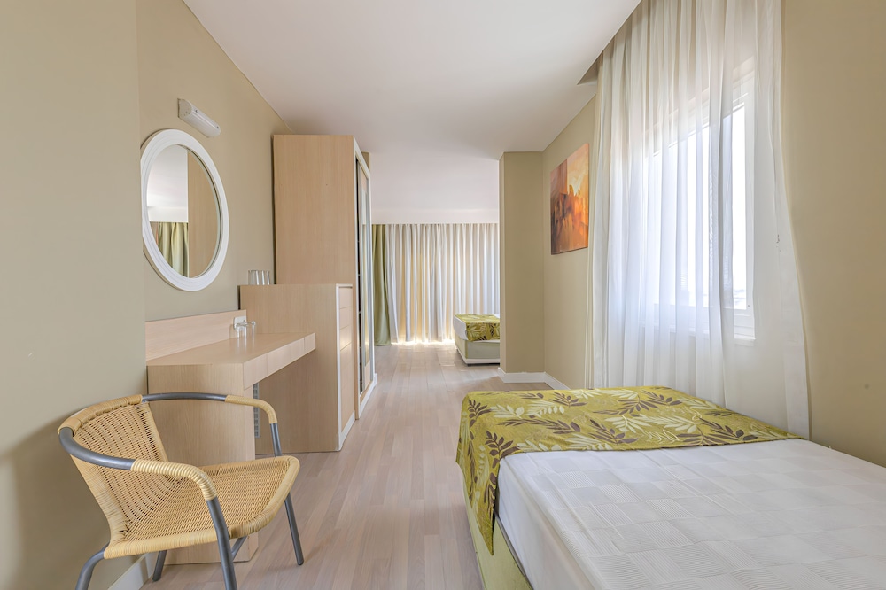 Akdora Elite Hotel & Spa All Inclusive — Hotel rooms in Side
