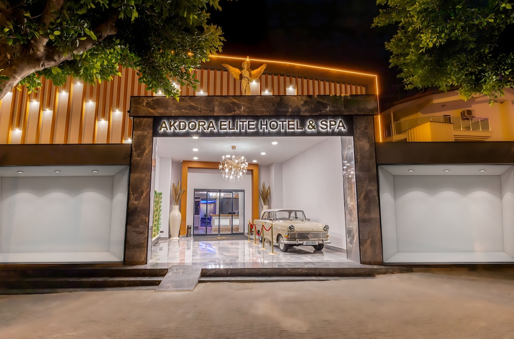 Akdora Elite Hotel & Spa All Inclusive — Hotel building in Side