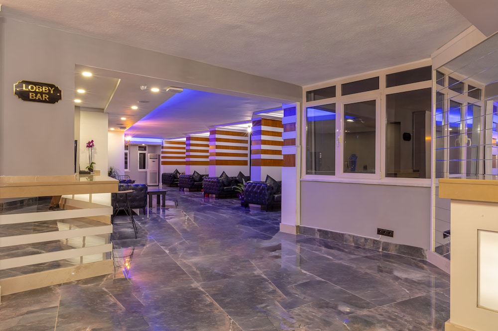 Akdora Elite Hotel & Spa All Inclusive — Hotel building in Side