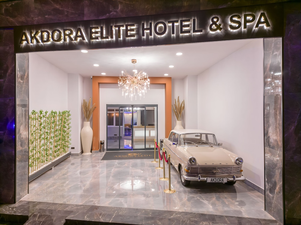 Akdora Elite Hotel & Spa All Inclusive — Hotel building in Side