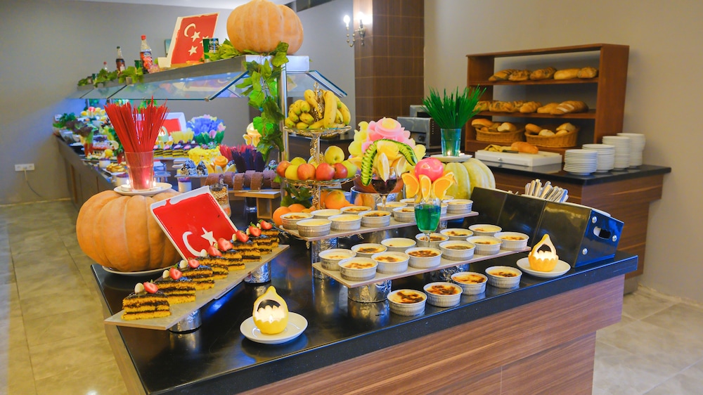 Akdora Elite Hotel & Spa All Inclusive — Restaurant & bars in Side