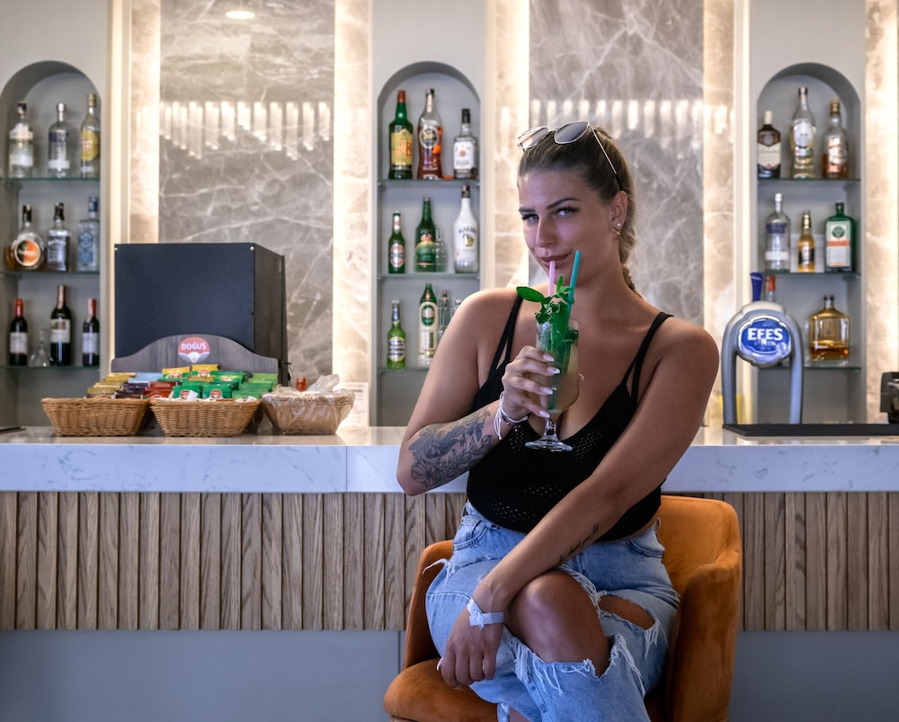 Side Zeugma Hotel — Restaurant & bars in Side