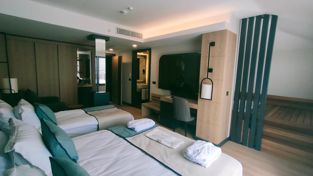 Side Zeugma Hotel — Hotel rooms in Side