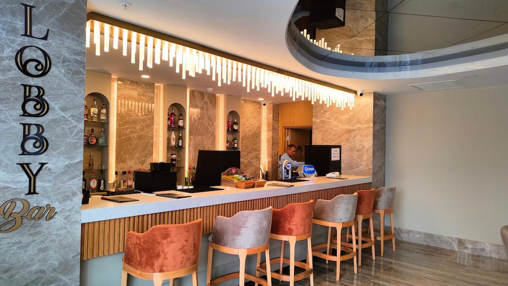 Side Zeugma Hotel — Restaurant & bars in Side