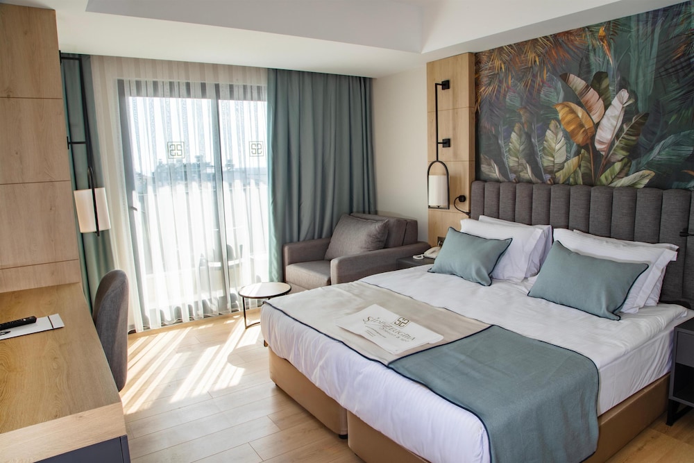 Side Zeugma Hotel — Hotel rooms in Side