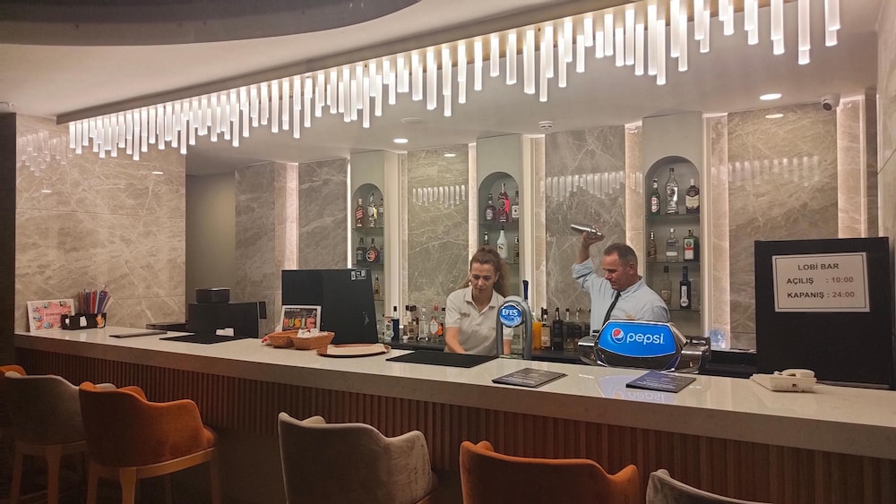 Side Zeugma Hotel — Restaurant & bars in Side