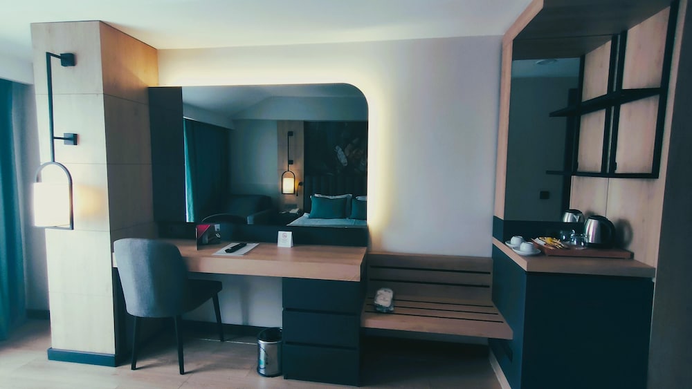 Side Zeugma Hotel — Hotel rooms in Side