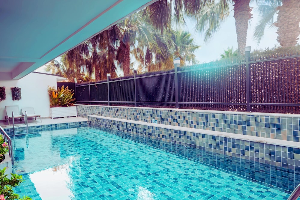 Side Zeugma Hotel — Swimming pool in Side