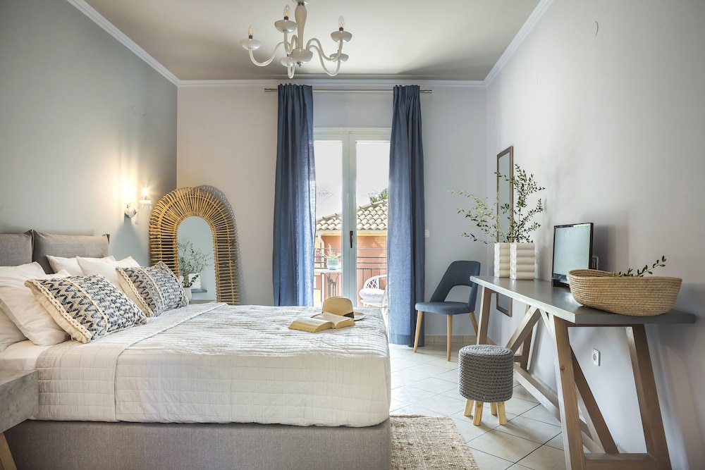 Makis Hotel Skala — Hotel rooms in Skala (Kefalonia), Ionian Islands