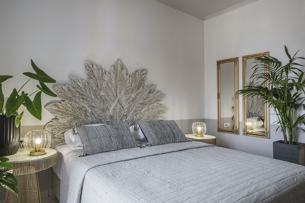 Makis Hotel Skala — Hotel rooms in Skala (Kefalonia), Ionian Islands