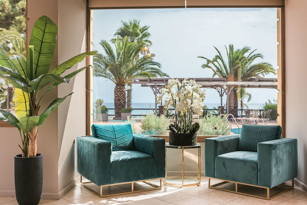 Makis Hotel Skala — Hotel rooms in Skala (Kefalonia), Ionian Islands