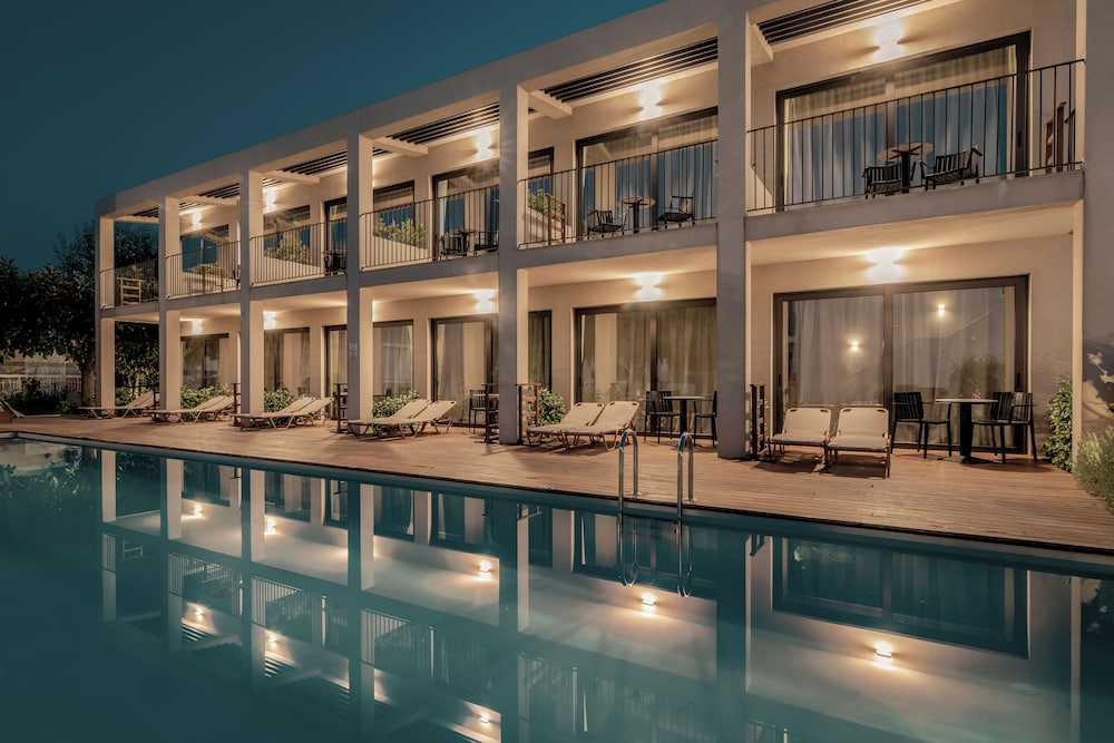 New Beach Hotel — Swimming pool in Tsilivi, Ionian Islands