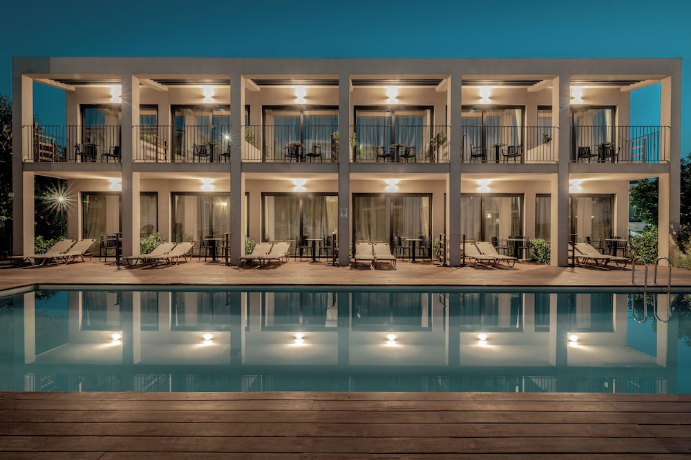 New Beach Hotel — Swimming pool in Tsilivi, Ionian Islands