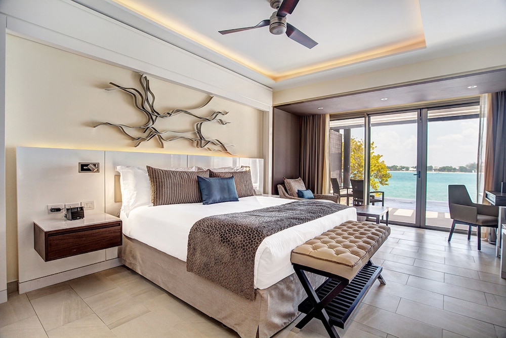 Grand Lido Negril Au-Naturel, An Autograph Collection All-Inclusive Resort - Adults Only — Hotel rooms in Negril
