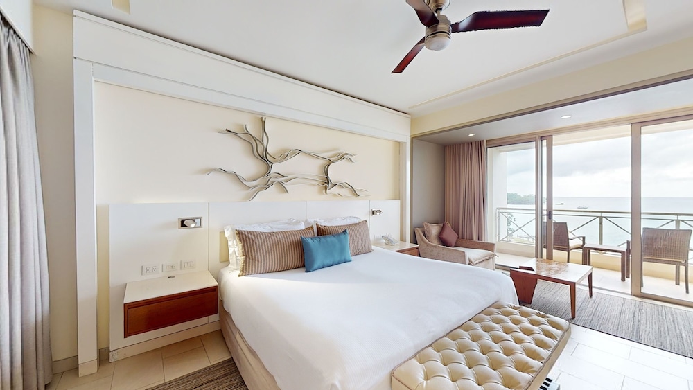 Grand Lido Negril Au-Naturel, An Autograph Collection All-Inclusive Resort - Adults Only — Hotel rooms in Negril