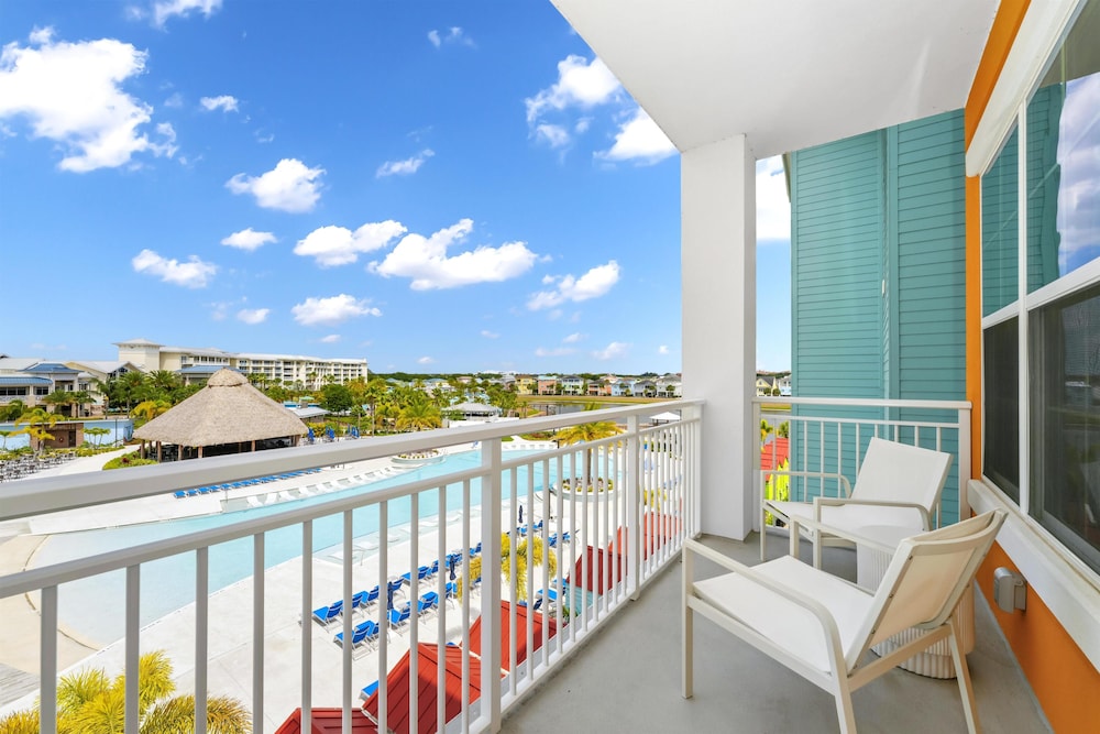Embassy Suites By Hilton Orlando Sunset Walk — Hotel rooms in Kissimmee, Florida