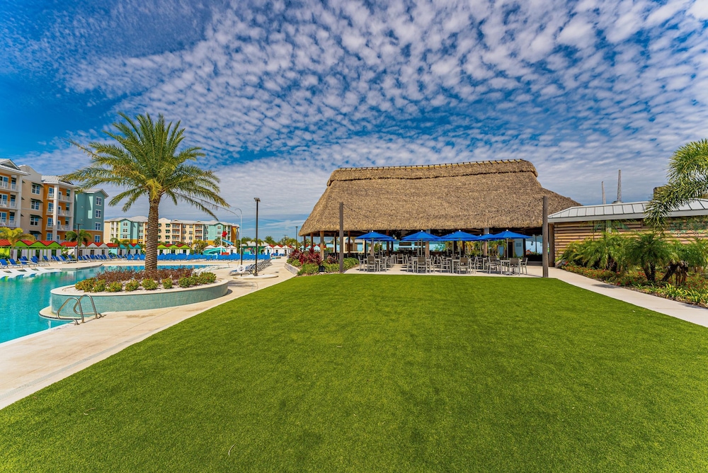 Embassy Suites By Hilton Orlando Sunset Walk — Restaurant & bars in Kissimmee, Florida