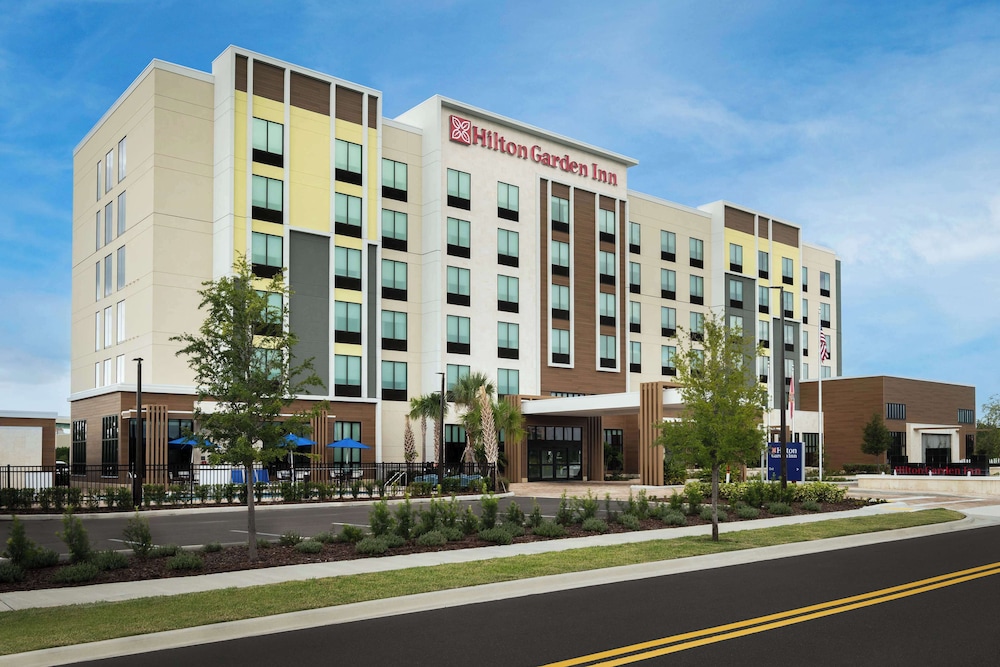 Hilton Garden Inn Millenia near Universal Orlando Resort — Main photo in Orlando, Florida