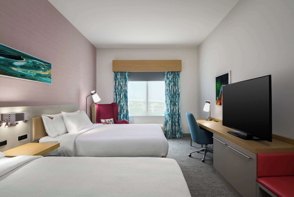 Hilton Garden Inn Millenia near Universal Orlando Resort — Hotel rooms in Orlando, Florida