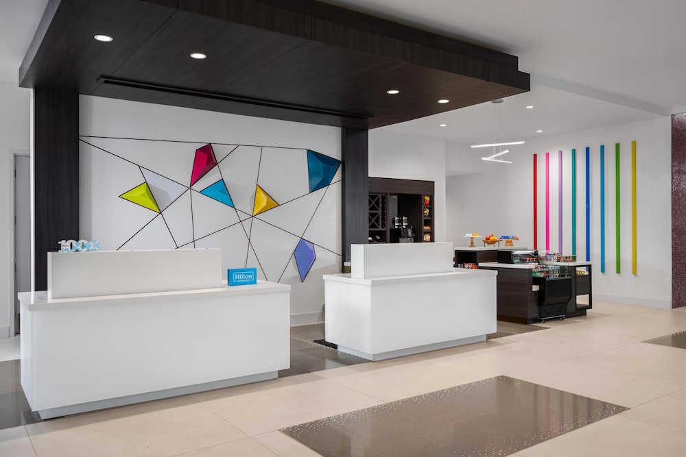 Hilton Garden Inn Millenia near Universal Orlando Resort — Restaurant & bars in Orlando, Florida