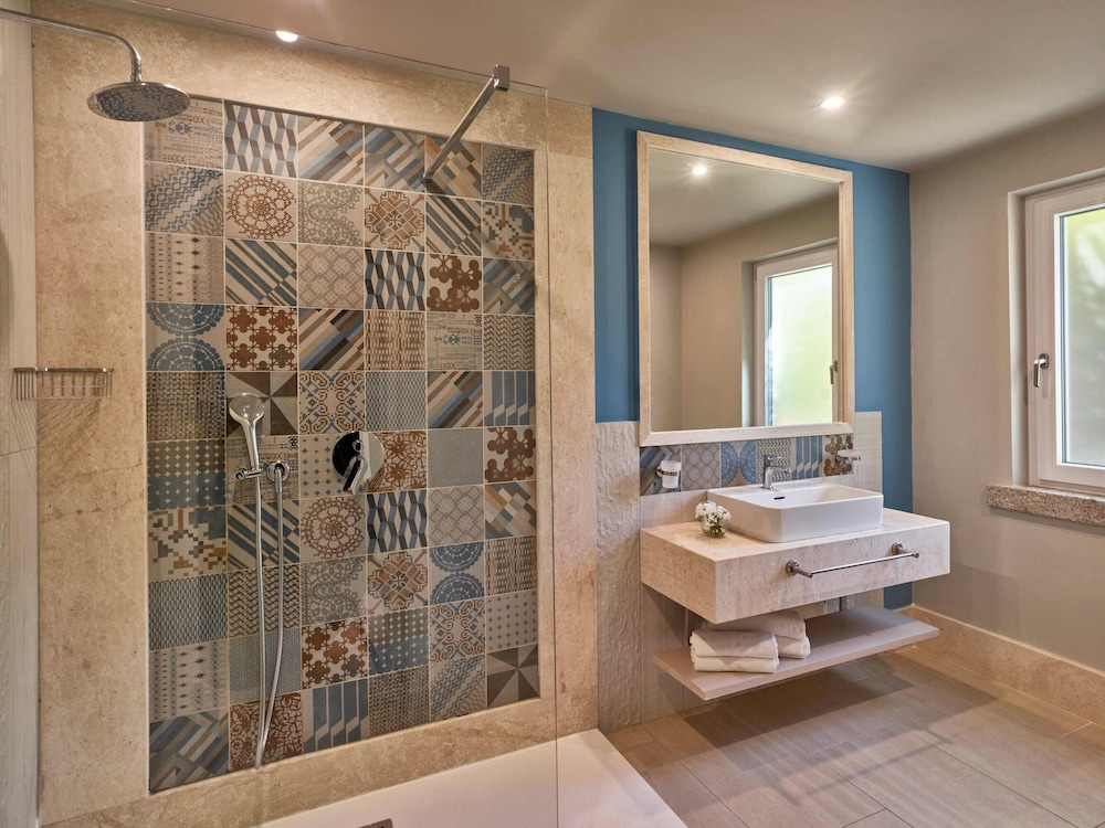 Is Serenas Badesi Resort — Hotel rooms in Badesi, Sardinia