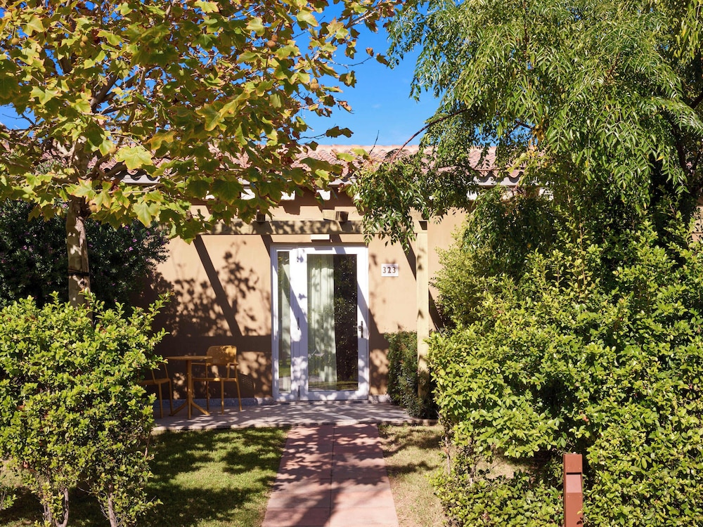 Is Serenas Badesi Resort — Hotel building in Badesi, Sardinia