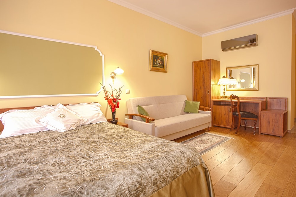 Aparthotel Grodzka 21 — Hotel rooms in Krakow, Lesser Poland