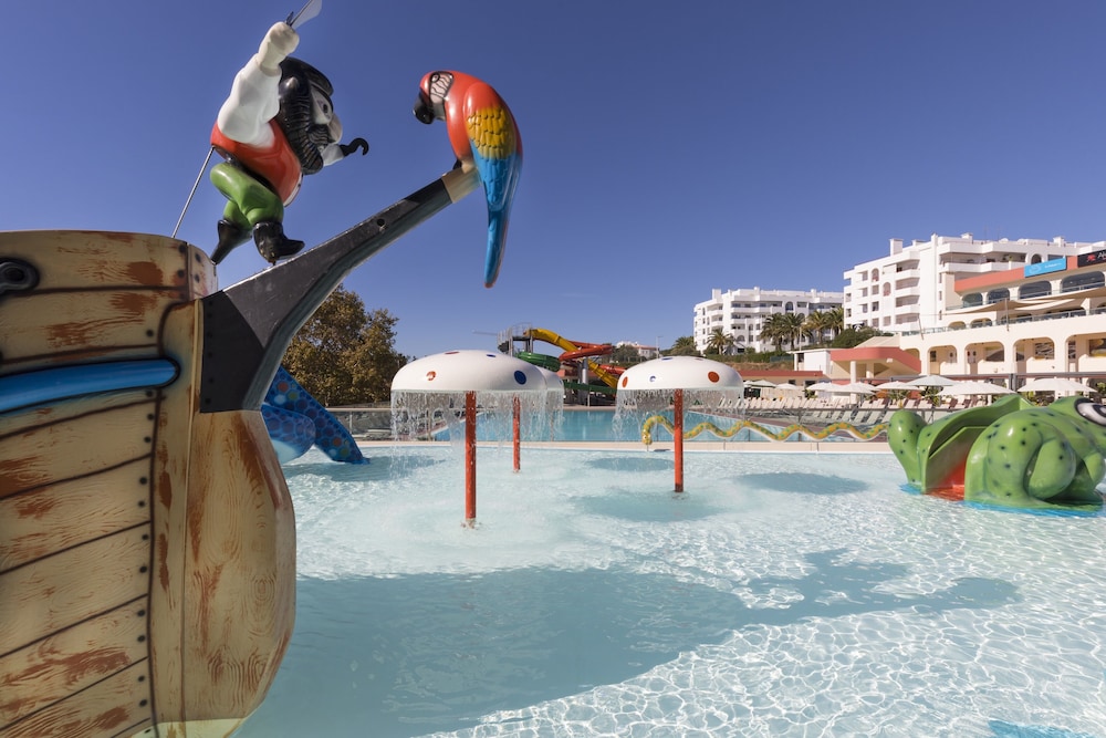 Ukino Palmeiras Village Family Resort - All Inclusive — Attractions for children in Armação de Pêra, Faro