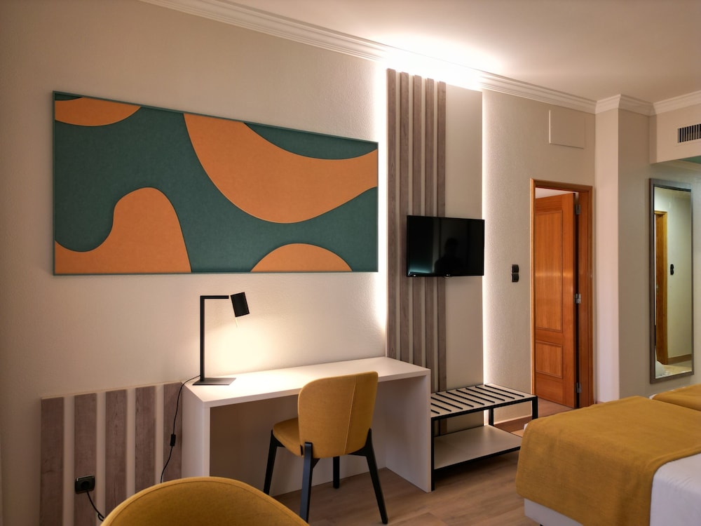Ukino Palmeiras Village Family Resort - All Inclusive — Hotel rooms in Armação de Pêra, Faro
