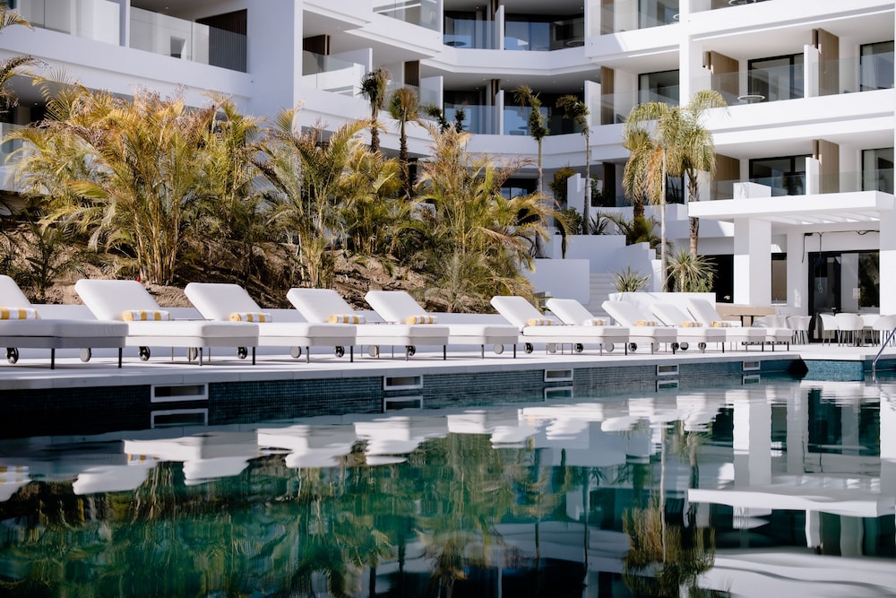 THE FLAG Hotel Marbella Estepona - Adults Recommended — Swimming pool in Estepona, Andalusia