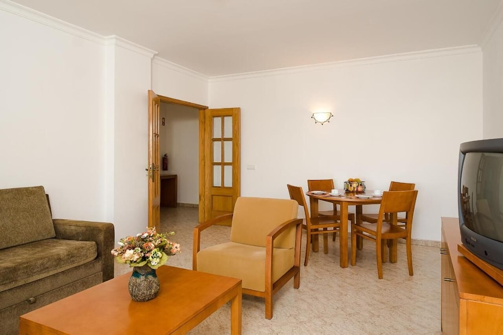 Apartamentos Benvindo by Umbral — Hotel rooms in Albufeira, Faro