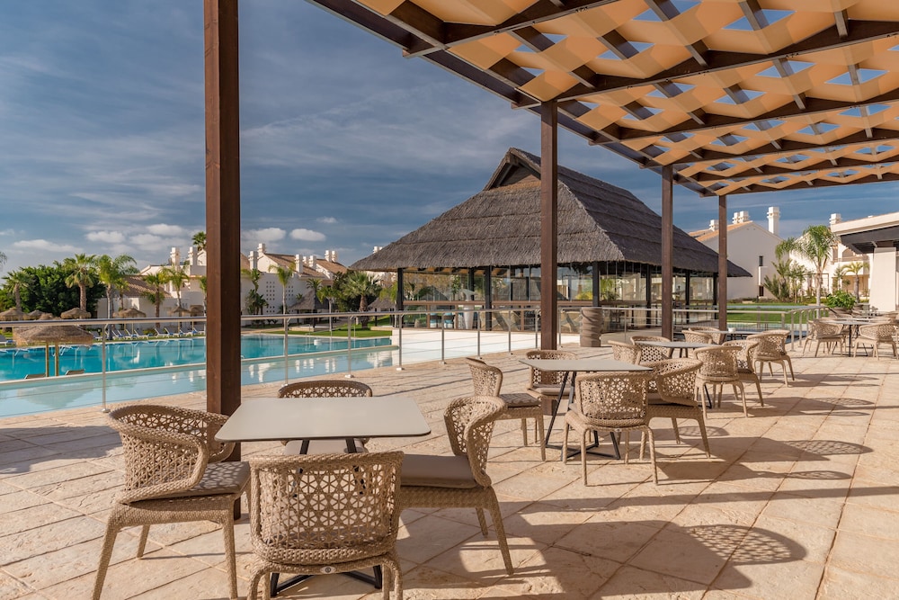 Ona Hacienda del Alamo Golf Resort — Restaurant & bars in Fuente Alamo, Region of Murcia