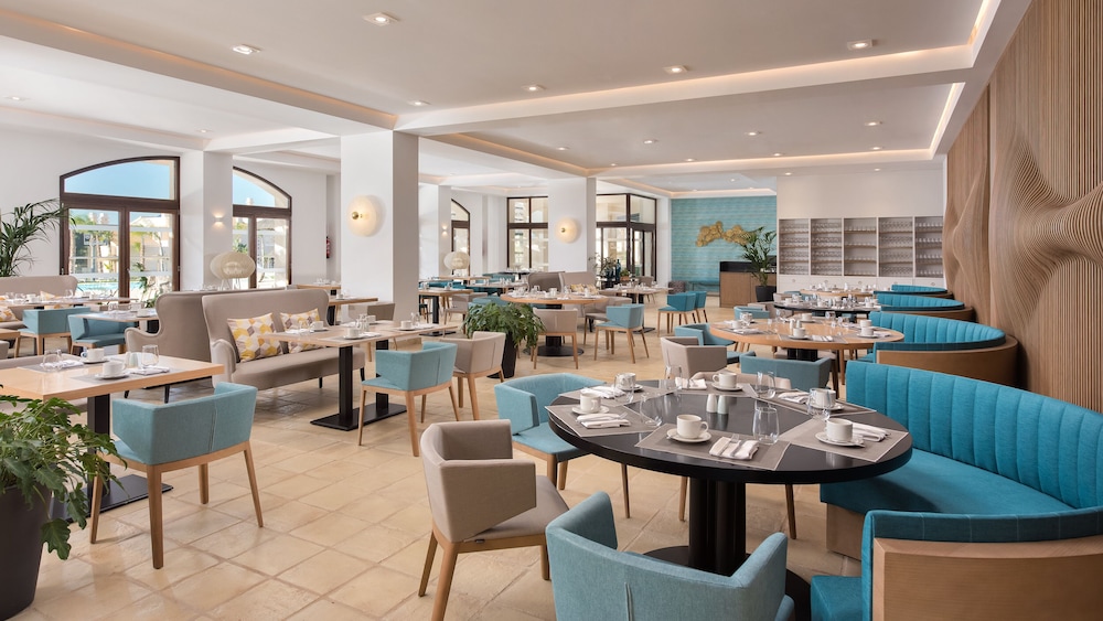 Ona Hacienda del Alamo Golf Resort — Restaurant & bars in Fuente Alamo, Region of Murcia
