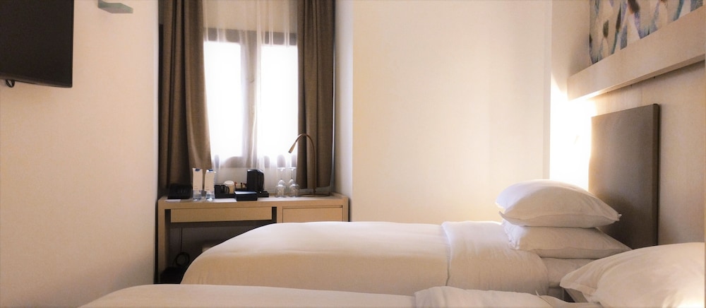 Ona Hacienda del Alamo Golf Resort — Hotel rooms in Fuente Alamo, Region of Murcia