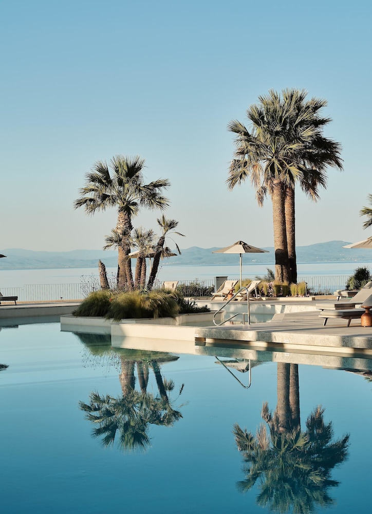 MERAVIA Leonardo Limited Edition - Adult Only — Swimming pool in Afytos, Central Macedonia