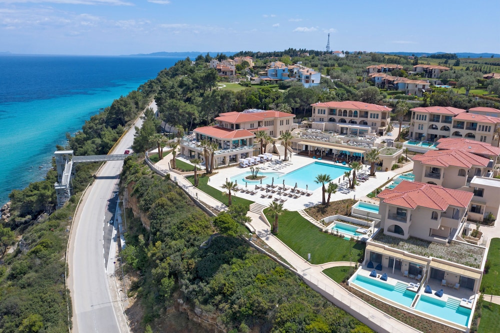 MERAVIA Leonardo Limited Edition - Adult Only — Swimming pool in Afytos, Central Macedonia
