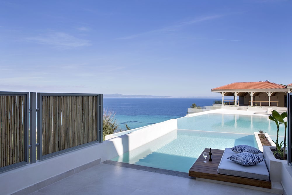 MERAVIA Leonardo Limited Edition - Adult Only — Swimming pool in Afytos, Central Macedonia