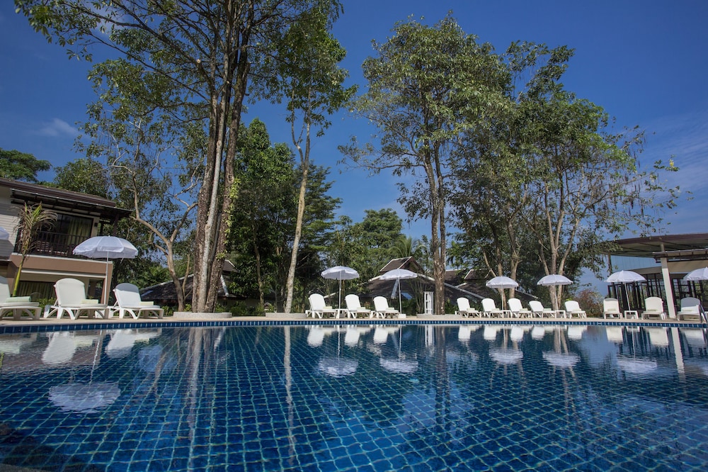 The Leaf On The Sands by Katathani — Swimming pool in Khao Lak, Phang Nga