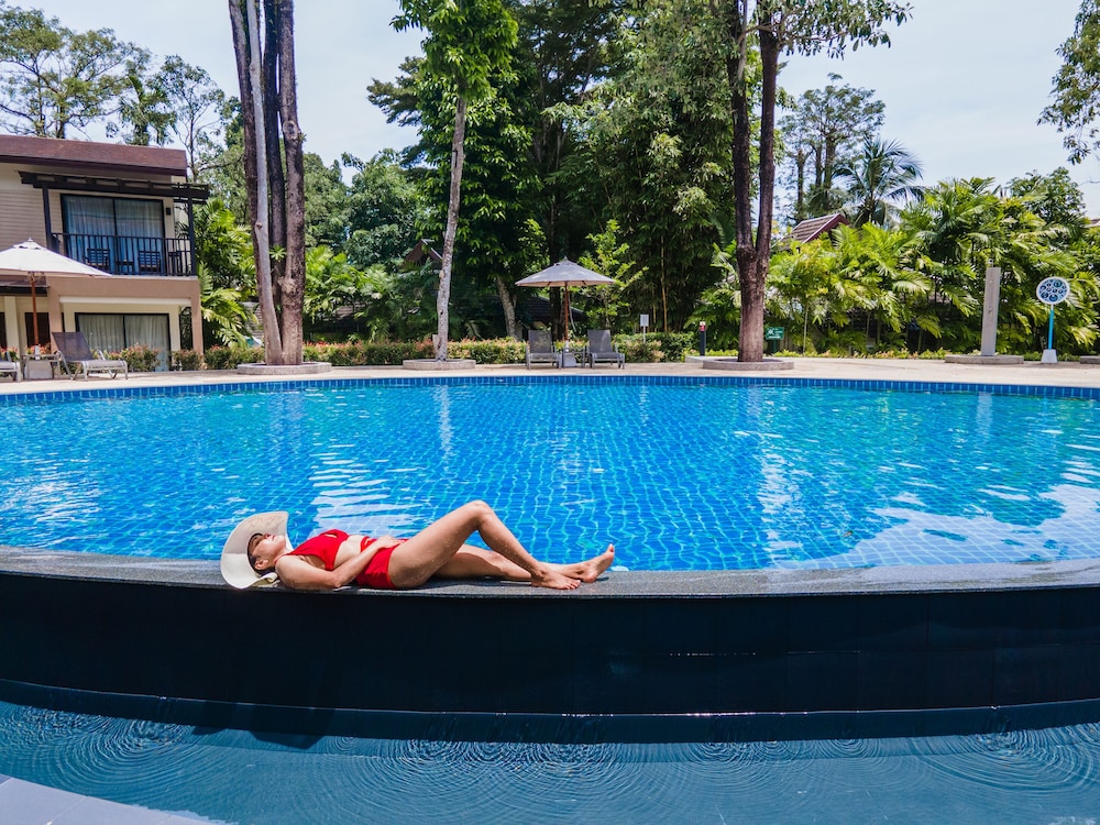 The Leaf On The Sands by Katathani — Swimming pool in Khao Lak, Phang Nga