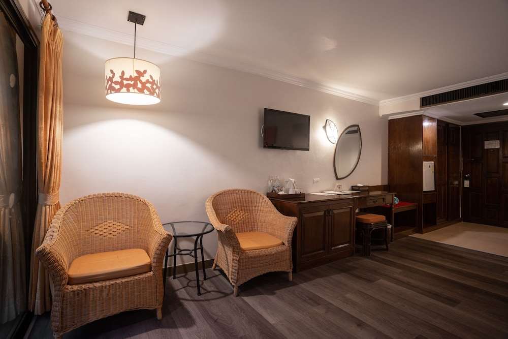 The Leaf On The Sands by Katathani — Hotel rooms in Khao Lak, Phang Nga