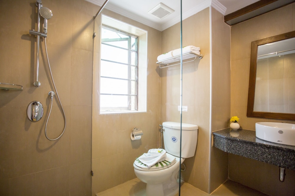 The Leaf On The Sands by Katathani — Hotel rooms in Khao Lak, Phang Nga