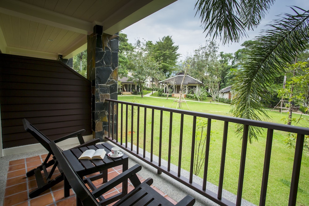 The Leaf On The Sands by Katathani — Hotel rooms in Khao Lak, Phang Nga