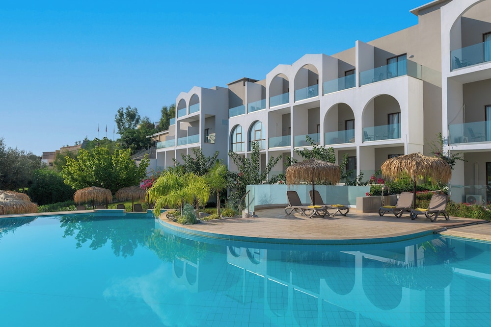 Lindos Breeze Beach Hotel — Hotel building in Kiotari, South Aegean