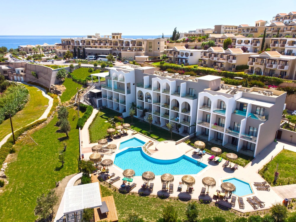 Lindos Breeze Beach Hotel — Main photo in Kiotari, South Aegean